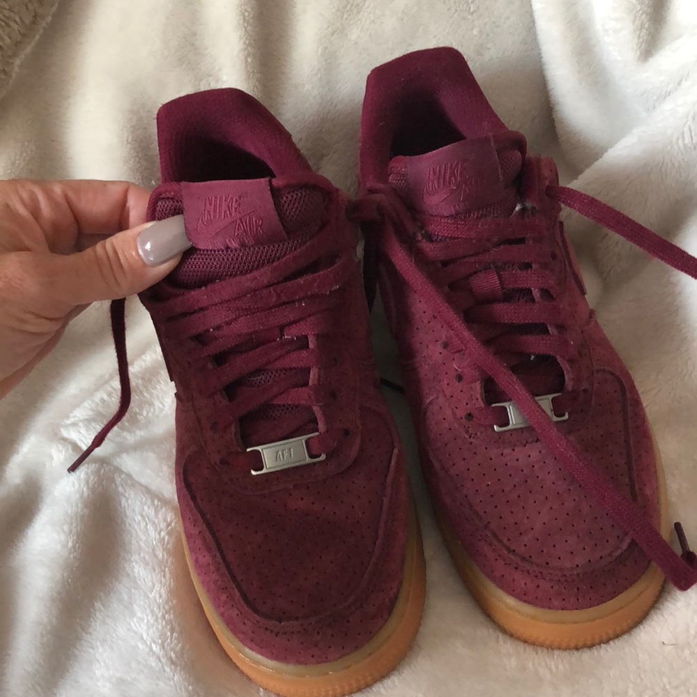 Nike women’s AF1 suede - Adorable! 6.5